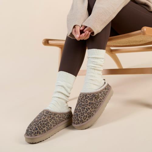 Ladies Erin Sheepskin Slipper Animal