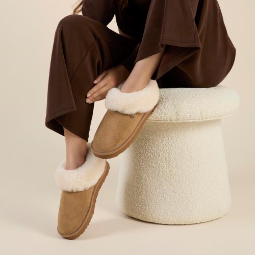 Ladies Holly Full Back Sheepskin Slipper Chestnut